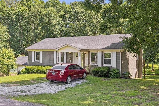 630 Lakeview Cir, Tennessee Ridge, TN 37178 - photo 3