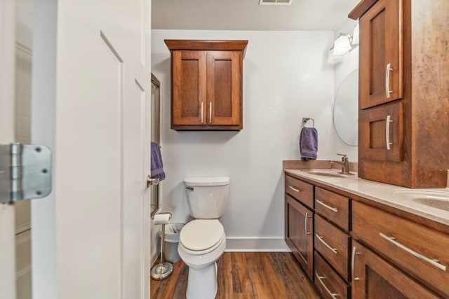 3092 Morel Rd, Columbia, TN 38401 - full bath featuring double vanity and wood finished floors