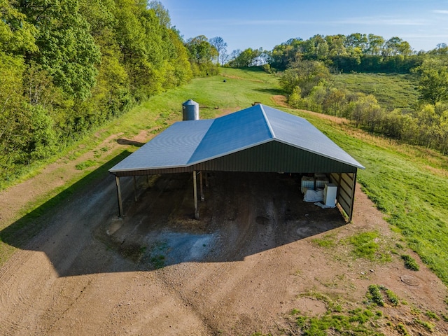 3092 Morel Rd, Columbia, TN 38401 - view of swimming pool featuring an outdoor structure