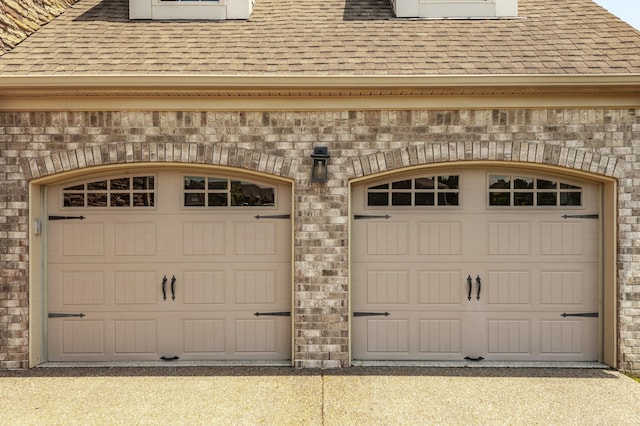 1328 Reynard Dr, Gallatin, TN 37066 - view of garage