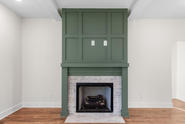 17 Peyton Pl, Columbia, TN 38401 - detailed view of wood finished floors and a fireplace