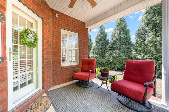 939 Central Valley Rd, Murfreesboro, TN 37129 - view of patio / terrace with ceiling fan