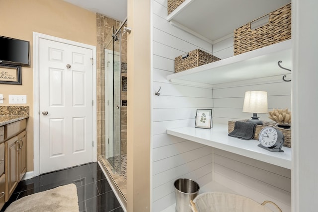 939 Central Valley Rd, Murfreesboro, TN 37129 - bathroom with a tile shower and vanity