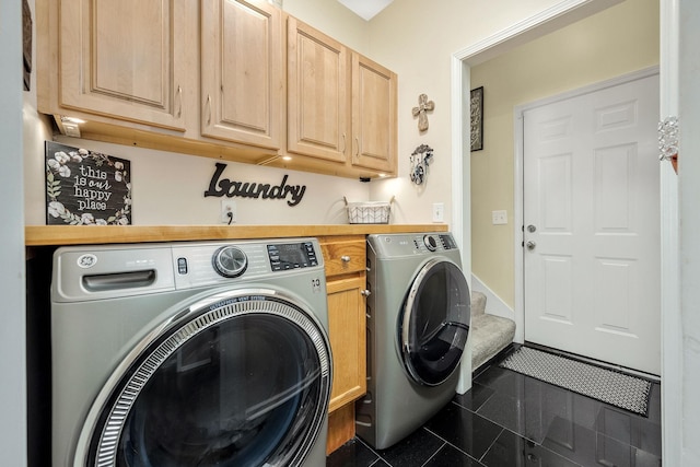 939 Central Valley Rd, Murfreesboro, TN 37129 - laundry area featuring washing machine and clothes dryer, granite tiled floors, and cabinet space