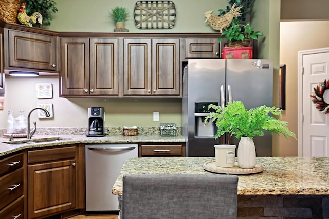 1511 Cardinal Ln, Mount Juliet, TN 37122 - kitchen featuring stainless steel appliances and light stone counters