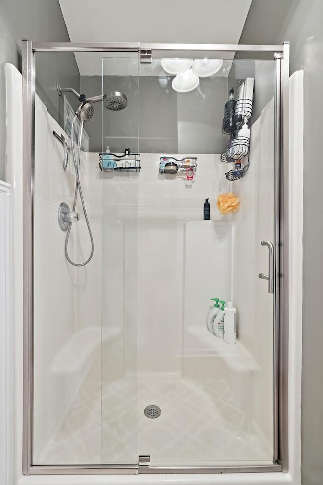 1511 Cardinal Ln, Mount Juliet, TN 37122 - bathroom featuring a shower stall