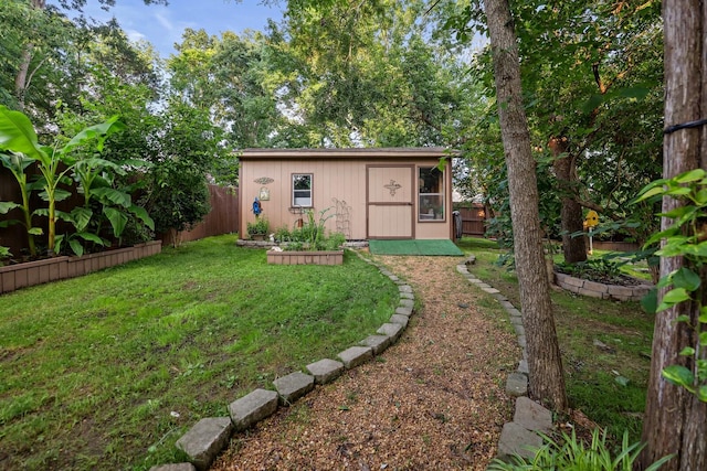 1511 Cardinal Ln, Mount Juliet, TN 37122 - fenced backyard with an outdoor structure