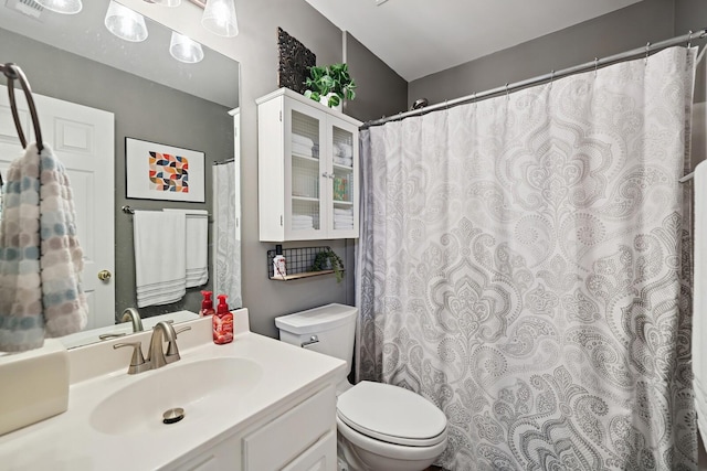 1511 Cardinal Ln, Mount Juliet, TN 37122 - bathroom with vanity and curtained shower