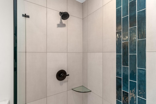 11 Dutch Dr, Clarksville, TN 37043 - bathroom view of a tile shower