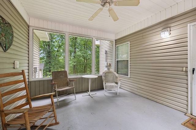 219 Lakeview Dr, Hohenwald, TN 38462 - sunroom / solarium featuring ceiling fan