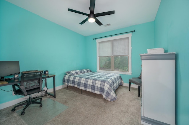 822 Manner Ln, Lebanon, TN 37087 - carpeted bedroom with an office area and a ceiling fan