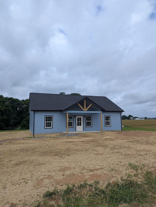 28 Amos Cir, Lafayette, TN 37083 - view of front of home featuring a porch