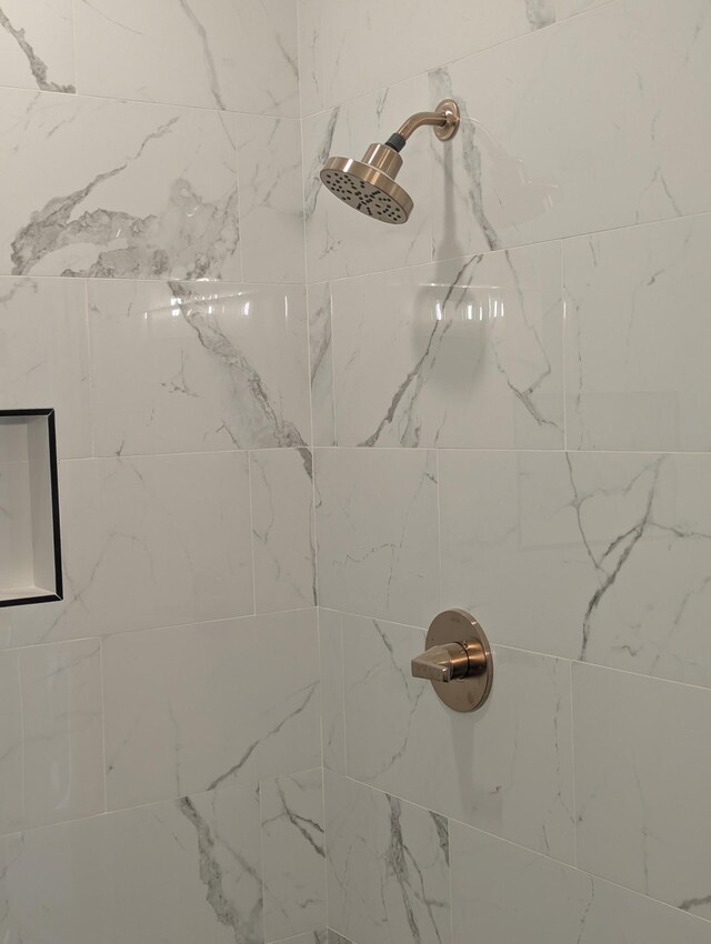 28 Amos Cir, Lafayette, TN 37083 - bathroom view of a tile shower