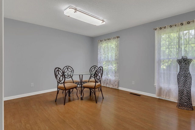 5347 Shady Grove Rd, Morrison, TN 37357 - dining area featuring wood finished floors