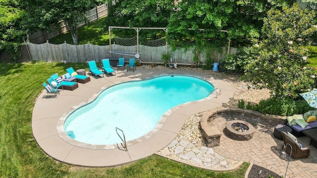1209 Firth Ct, Franklin, TN 37067 - view of pool featuring an outdoor fire pit, a patio, and a fenced backyard
