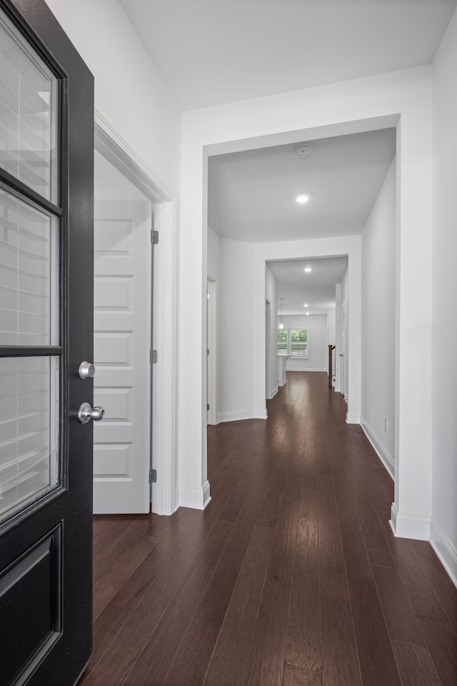1551 Cedarbrooke Ln, Lebanon, TN 37090 - hall featuring wood finished floors and baseboards