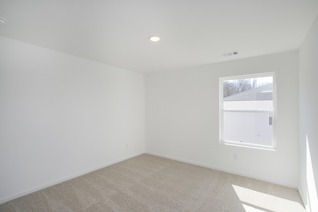 3044 Fernwood Ln, Columbia, TN 38401 - unfurnished room featuring light colored carpet, recessed lighting, and a smoke detector