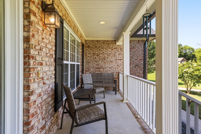 1057 The Long Run, Columbia, TN 38401 - view of porch