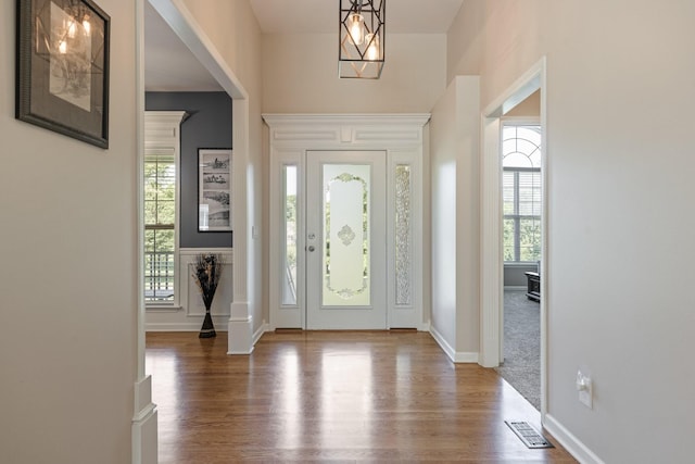 1057 The Long Run, Columbia, TN 38401 - entrance foyer featuring wood finished floors