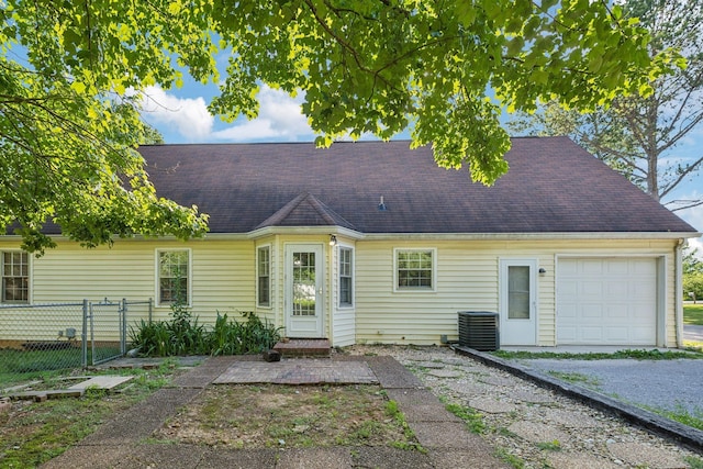 3171 Asbury Ln, Murfreesboro, TN 37129 - view of front of house featuring an attached garage and a shingled roof