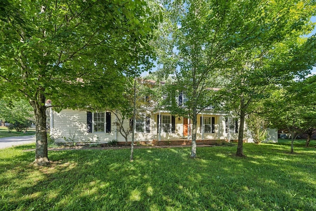 3171 Asbury Ln, Murfreesboro, TN 37129 - obstructed view of property featuring a front yard and a porch