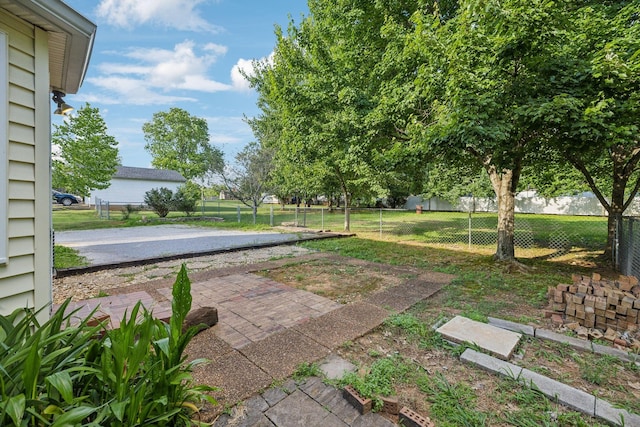 3171 Asbury Ln, Murfreesboro, TN 37129 - fenced backyard with a patio