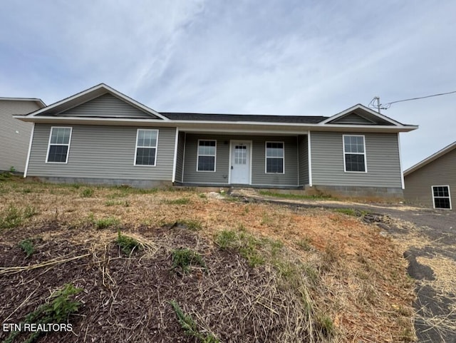 3302 Parker Blvd, Kodak, TN 37764 - ranch-style home with covered porch and crawl space