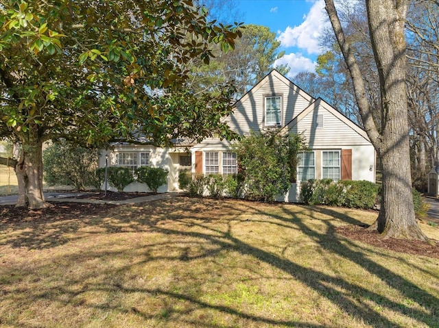 1302 Hampshire Pike, Columbia, TN 38401 - view of front of house with a front yard