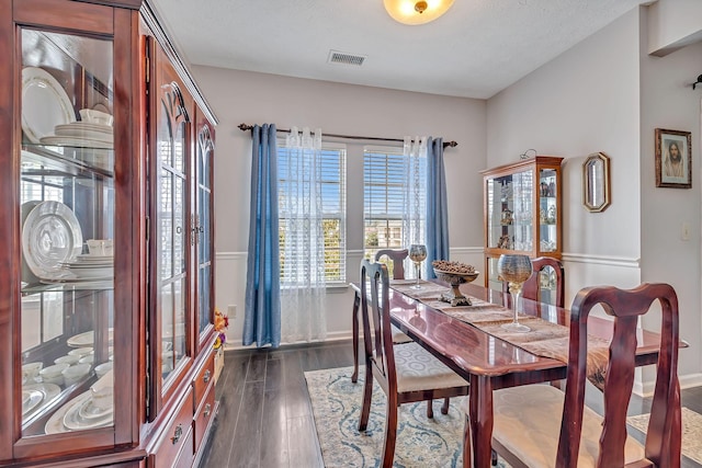 411 Churchill Xing, Madison, TN 37115 - dining space featuring dark wood finished floors and baseboards