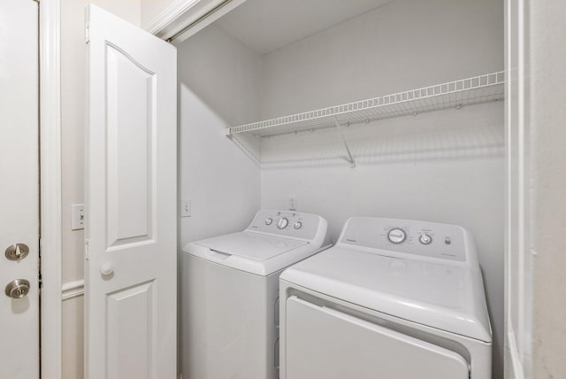 111 Platte Dr, Christiana, TN 37037 - laundry area with washer and dryer