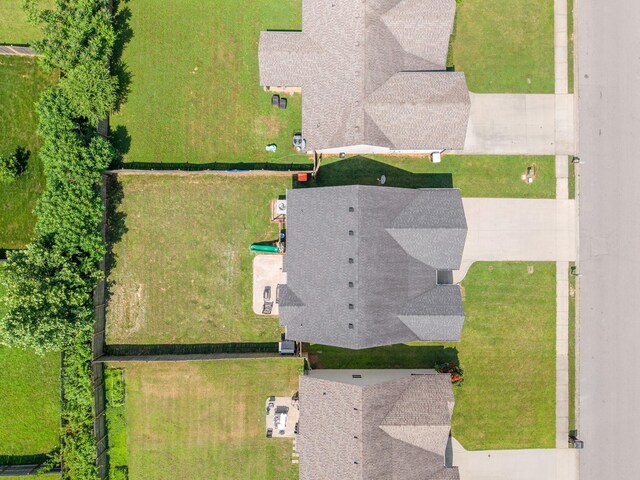 830 Shelton Cir, Clarksville, TN 37042 - photo 23