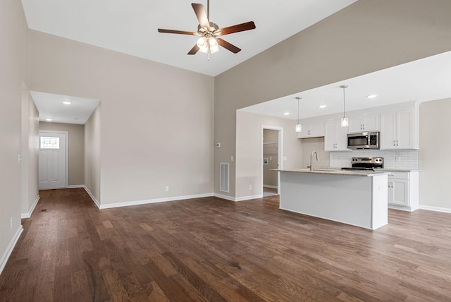 1530 Fredrick Dr, Clarksville, TN 37042 - photo 9