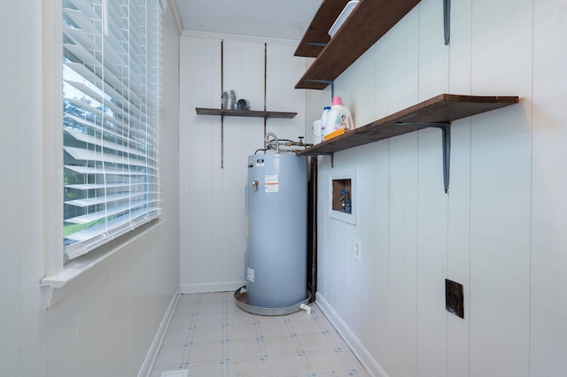 332 Old Dunbar Cave Rd, Clarksville, TN 37043 - utility room with water heater