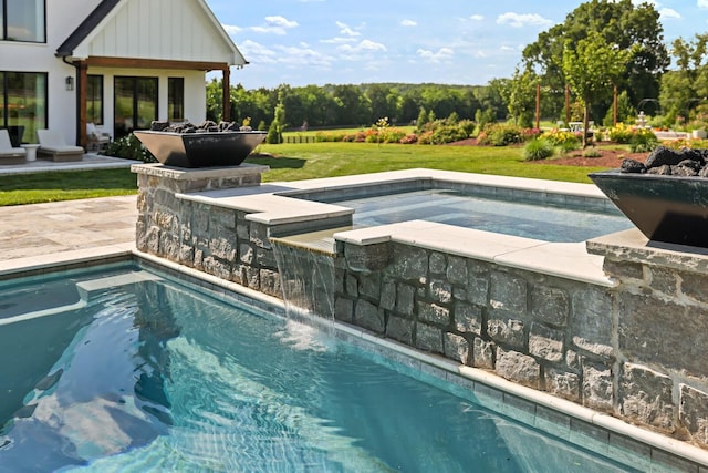 4720 Edwardian Trce, Franklin, TN 37067 - swimming pool with a yard, an in-ground hot tub, and a patio area