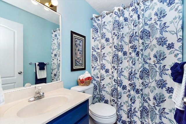 1311 Clifford Dr, Murfreesboro, TN 37129 - full bathroom featuring vanity, a textured ceiling, and a shower with shower curtain