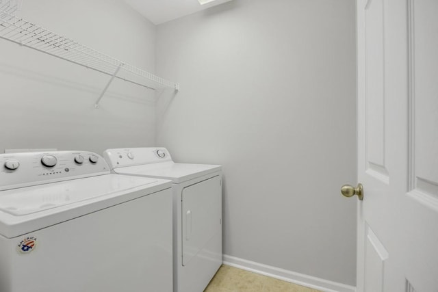 446 Lazy Creek Ln, Nashville, TN 37211 - laundry room with washing machine and dryer and baseboards