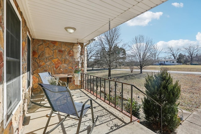 311 Downs Rd, Cumberland City, TN 37050 - view of covered porch