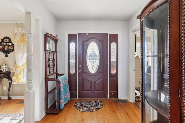 311 Downs Rd, Cumberland City, TN 37050 - foyer entrance with wood finished floors and baseboards