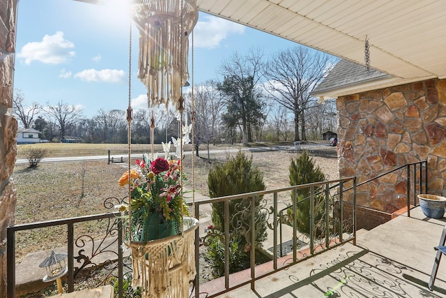311 Downs Rd, Cumberland City, TN 37050 - view of balcony