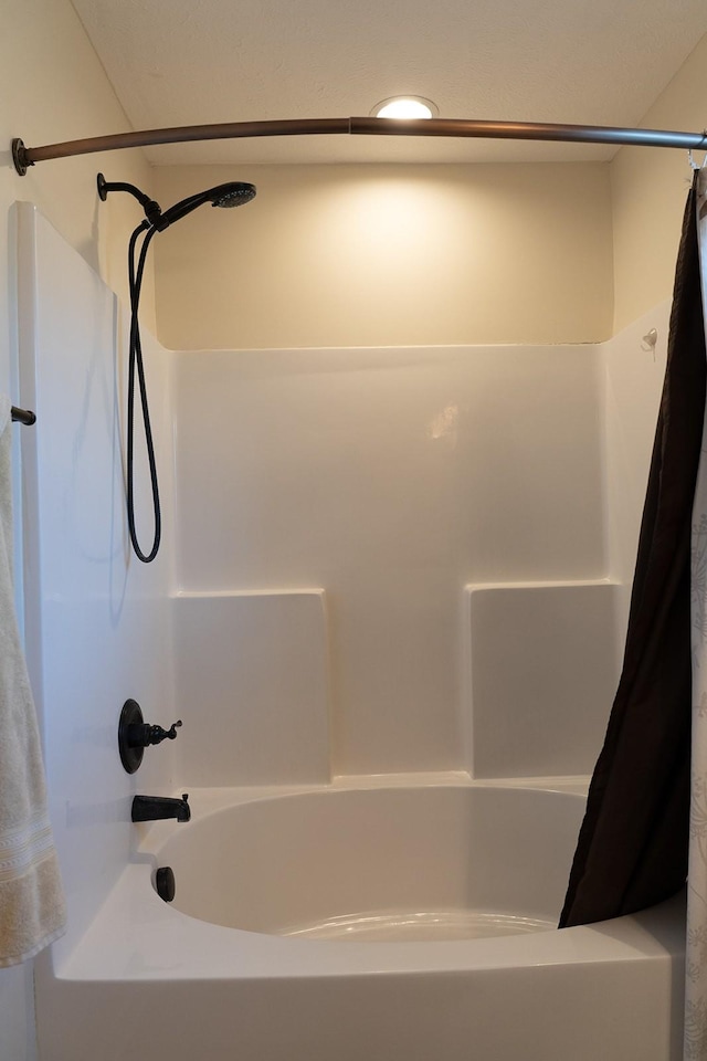 1452 Precept Dr, Murfreesboro, TN 37129 - full bath featuring shower / bathtub combination with curtain