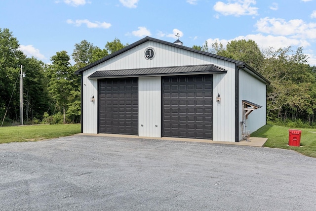 2427 Green Valley Rd, Lafayette, TN 37083 - view of detached garage