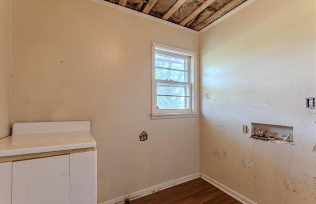867 Lexington Hwy, Loretto, TN 38469 - laundry area with dark wood-style floors and washer hookup