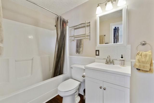 3717 Atkins Rd, Cedar Hill, TN 37032 - full bathroom with vanity, shower / tub combo, decorative backsplash, and a textured ceiling