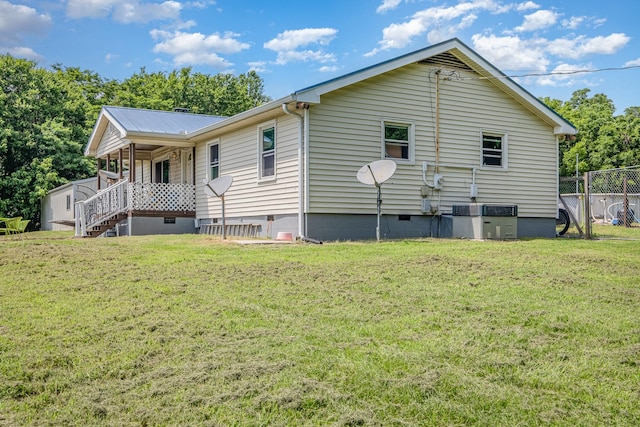 6857 Pulltight Hill Rd, College Grove, TN 37046 - back of property featuring crawl space and a porch