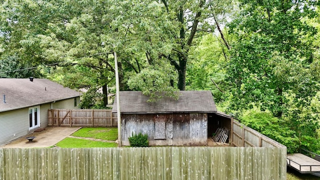 3090 Algee Ln, Milan, TN 38358 - fenced backyard with a shed
