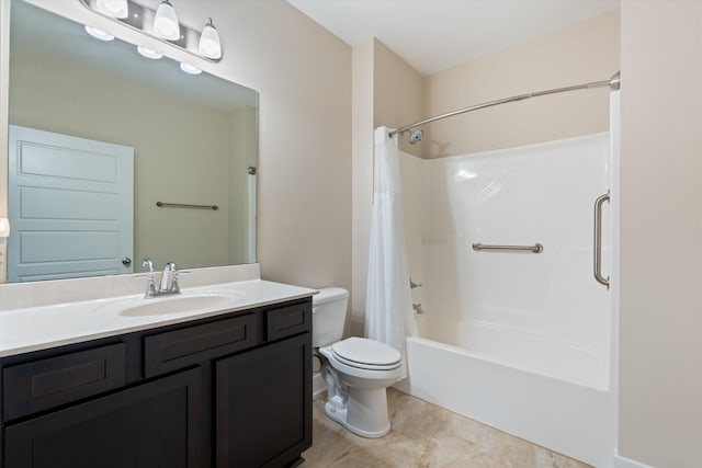 2129 Halfmoon Way, Murfreesboro, TN 37130 - bathroom with vanity and shower / bath combo with shower curtain
