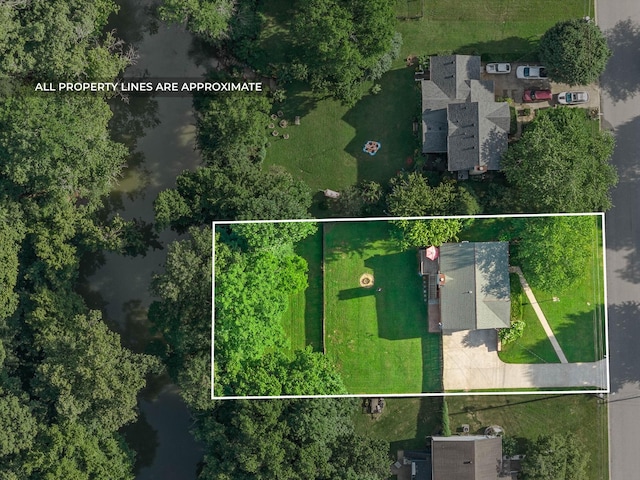 1731 Broadripple Dr, Clarksville, TN 37042 - aerial overview of property's location with property boundaries highlighted