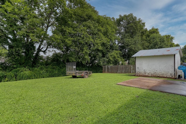 1944 Fieldstone Dr, Columbia, TN 38401 - view of yard featuring view of wooded area