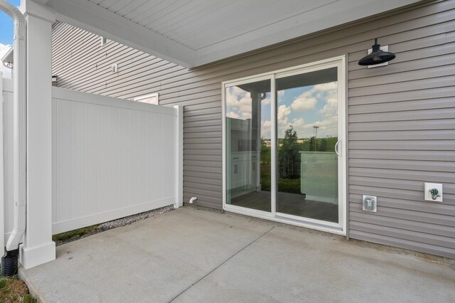 2127 Cheltenham Pl, Columbia, TN 38401 - view of patio / terrace