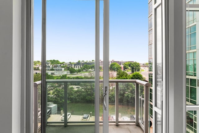 700 12th Ave S Unit 507, Nashville, TN 37203 - view of balcony
